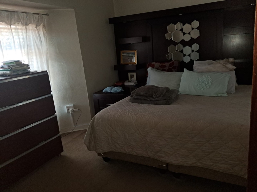 To Let 4 Bedroom Property for Rent in Park West Free State